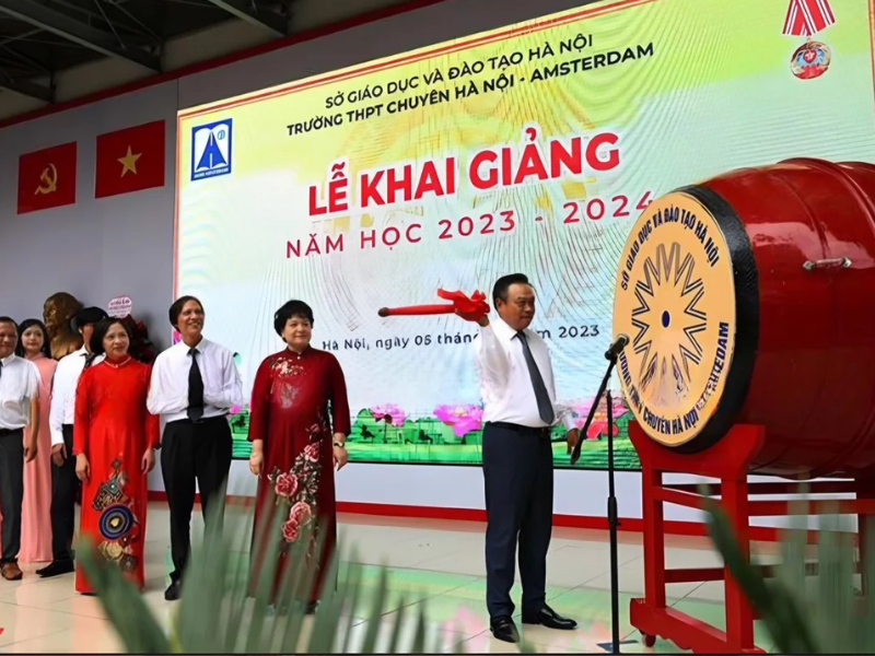 Mua trống trường học ở đâu đúng chuẩn, bền đẹp, khắc logo? Liên hệ Thiết Bị Tương Lai