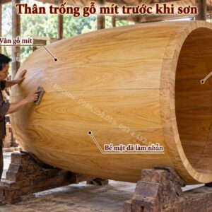 Thân gỗ mít của trống đại trước khi hoàn thiện bề mặt