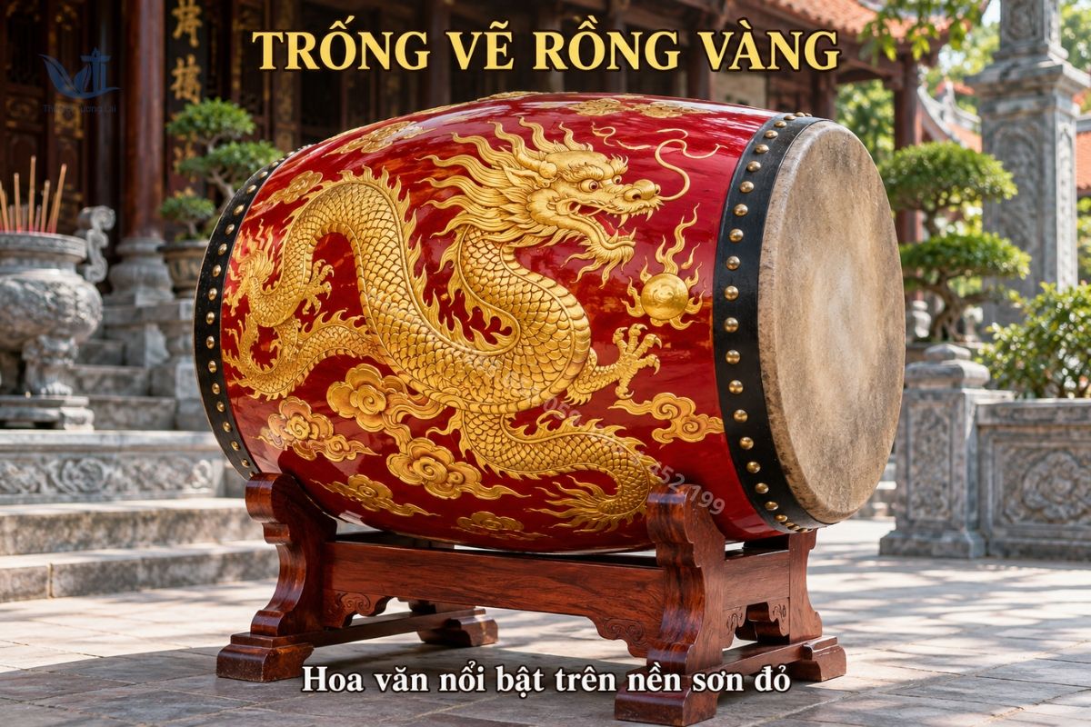 Ảnh toàn bộ trống gỗ mít da trâu và giá đỡ, nhìn rõ thân và mặt trống.